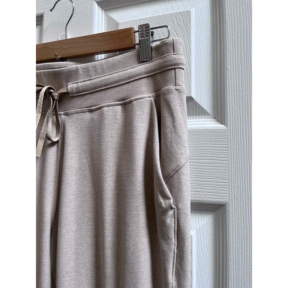 Lululemon Women’s Ready To Rulu Crop Jogger Size 10 Style W6BNDS 23 Inch Inseam - Picture 7 of 14